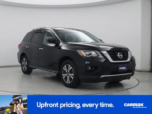 2017 Nissan Pathfinder SV