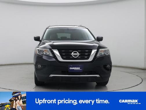 2017 Nissan Pathfinder SV