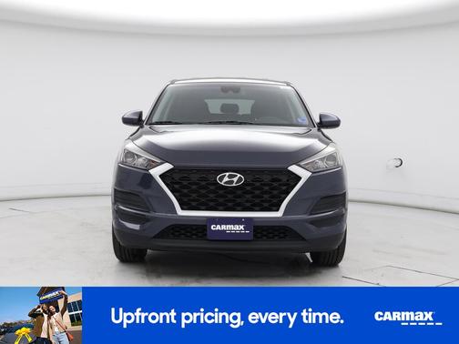 Gray 2019 Hyundai TUCSON SE