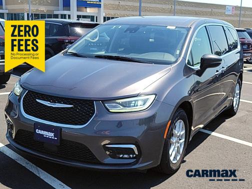 Gray 2023 Chrysler Pacifica Touring L