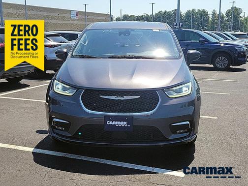 Gray 2023 Chrysler Pacifica Touring L