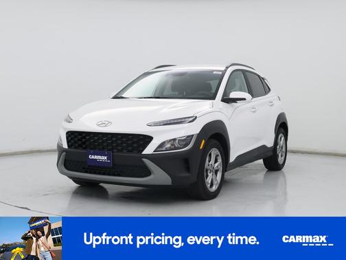 White 2023 Hyundai KONA SEL