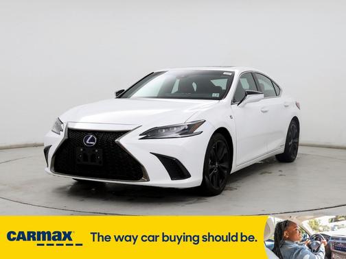 2022 Lexus ES 300h F-Sport