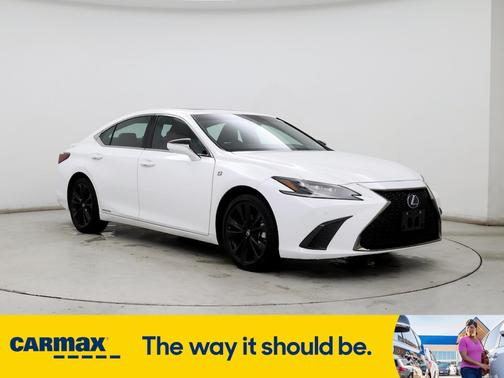 2022 Lexus ES 300h F-Sport