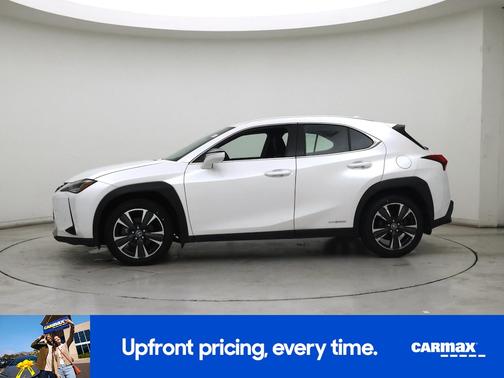 White 2021 Lexus UX 250h