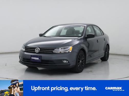 Gray 2016 Volkswagen Jetta Sport