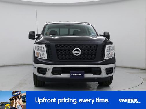 Black 2018 Nissan Titan SV