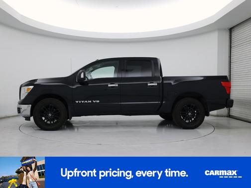 Black 2018 Nissan Titan SV