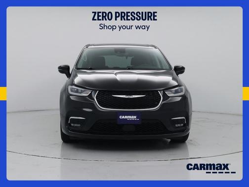 Black 2023 Chrysler Pacifica Touring L