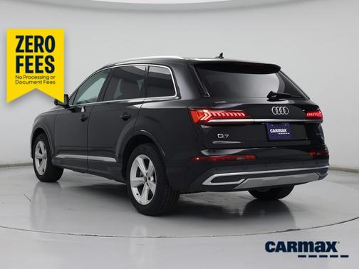 Black 2022 Audi Q7 Premium