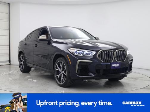 2022 BMW X6 M50i