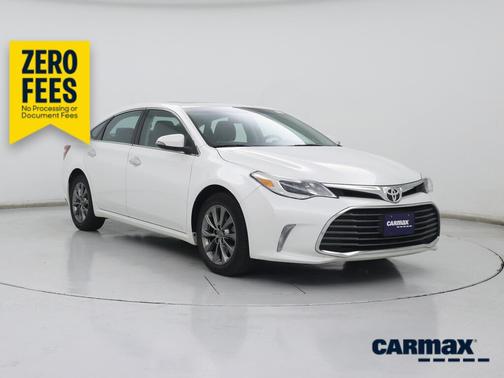 White 2016 Toyota Avalon XLE Plus
