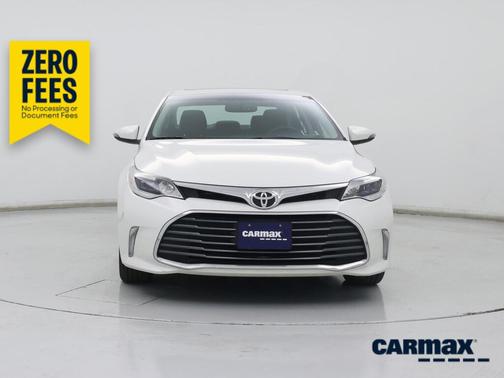 White 2016 Toyota Avalon XLE Plus
