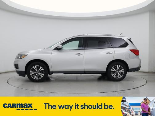 2017 Nissan Pathfinder S