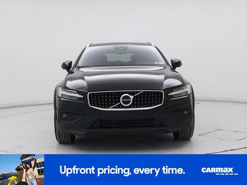 2023 Volvo V60 Cross Country B5 Plus