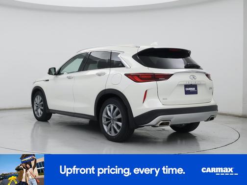 White 2022 INFINITI QX50 Essential