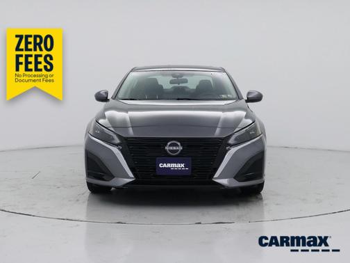 Gray 2023 Nissan Altima SV
