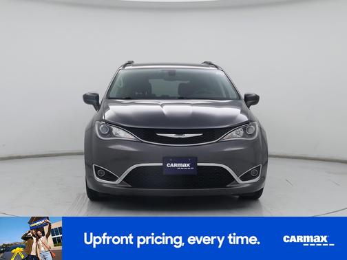 Gray 2017 Chrysler Pacifica Touring L