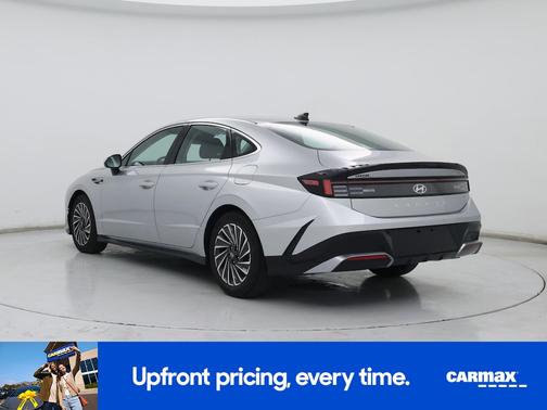 Silver 2025 Hyundai SONATA Hybrid SEL