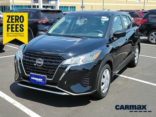 Black 2023 Nissan Kicks S