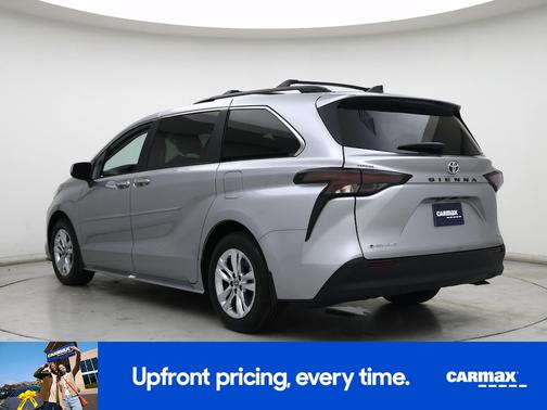 Silver 2025 Toyota Sienna XLE