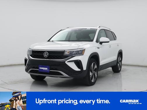 White 2023 Volkswagen Taos SE