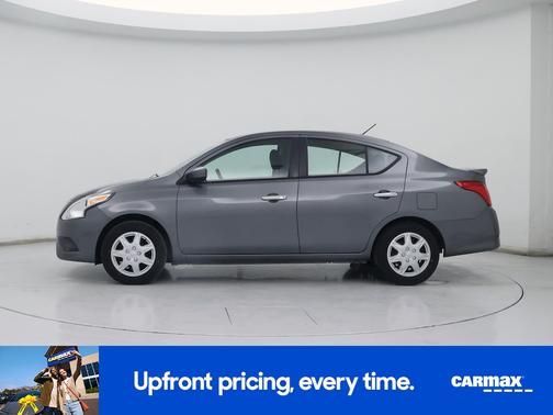 2016 Nissan Versa SV