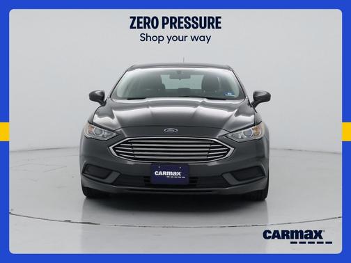 Gray 2018 Ford Fusion SE