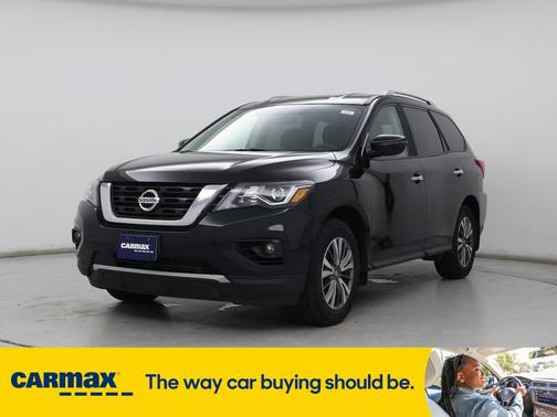 2019 Nissan Pathfinder SV