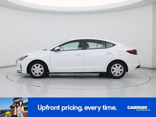 White 2020 Hyundai ELANTRA SE