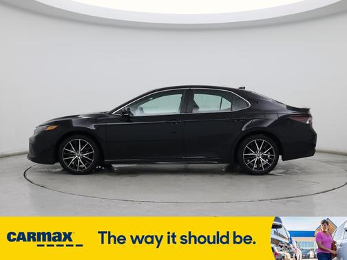 2022 Toyota Camry SE Night Shade