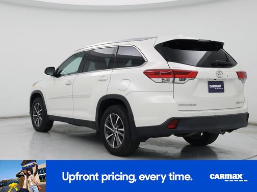Pearl 2019 Toyota Highlander XLE