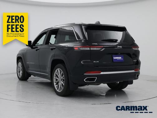 Black 2022 Jeep Grand Cherokee Summit