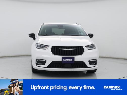 White 2024 Chrysler Pacifica Hybrid Select