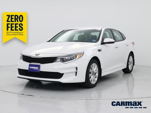 White 2018 Kia Optima LX