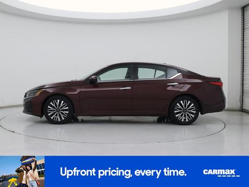 Burgundy 2024 Nissan Altima SV