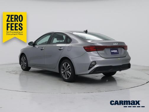 Silver 2024 Kia Forte LXS