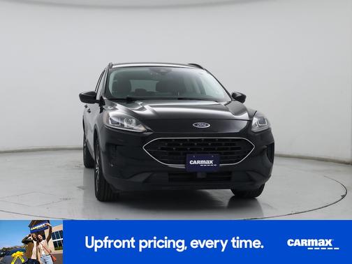 Black 2022 Ford Escape SE