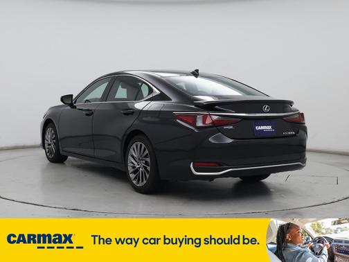 2024 Lexus ES 300h Luxury