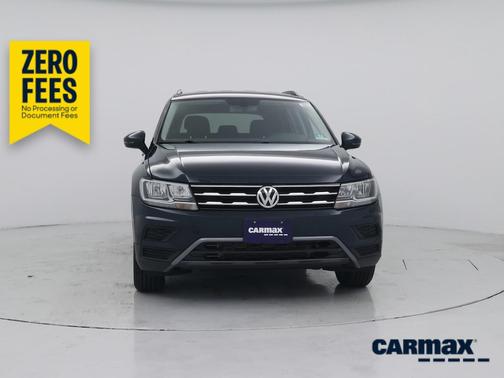 Green 2018 Volkswagen Tiguan S