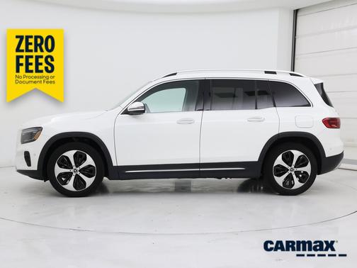 White 2024 Mercedes-Benz GLB 250