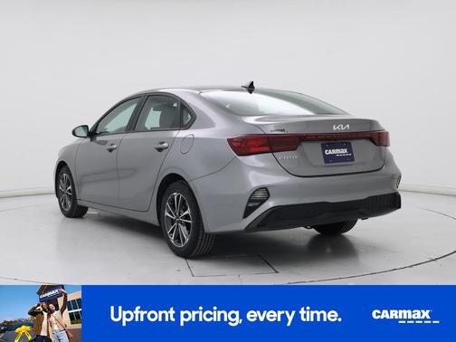 Gray 2024 Kia Forte LX