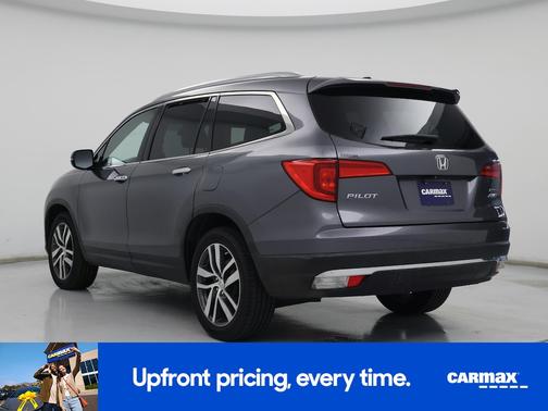 Gray 2016 Honda Pilot Touring