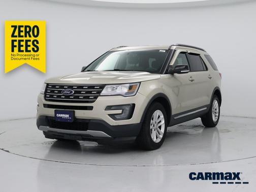 Tan 2017 Ford Explorer XLT