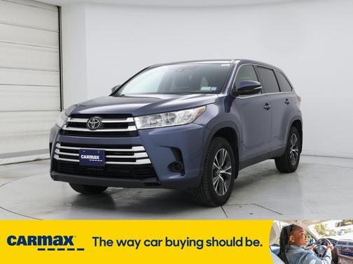 2019 Toyota Highlander LE