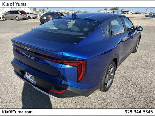 2025 Kia K4 LXS
