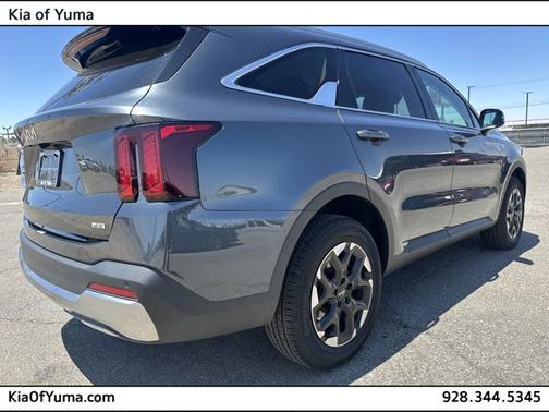 2025 Kia Sorento S