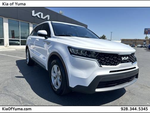 Glacial White Pearl 2023 Kia Sorento LX
