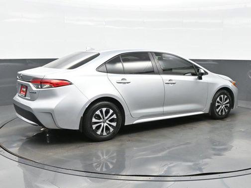 2022 Toyota Corolla Hybrid LE