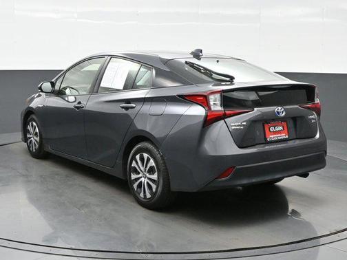 2021 Toyota Prius XLE